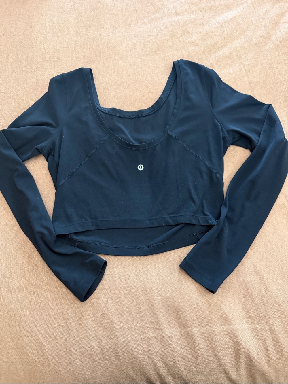 lululemon athletica Black Long-Sleeve Crop Top